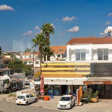 Apartment Beachhouse Larnaca