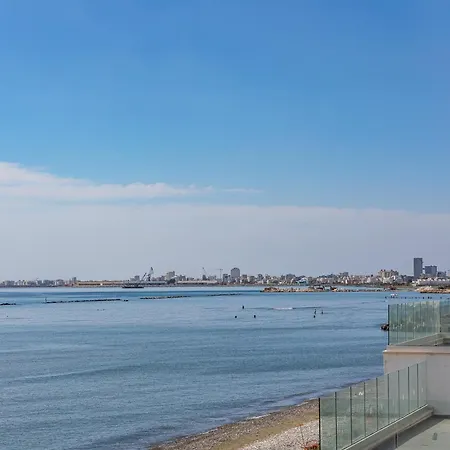 Beachhouse Larnaca