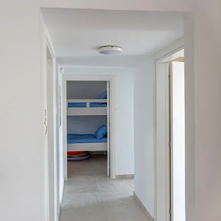 Beachhouse לרנקה